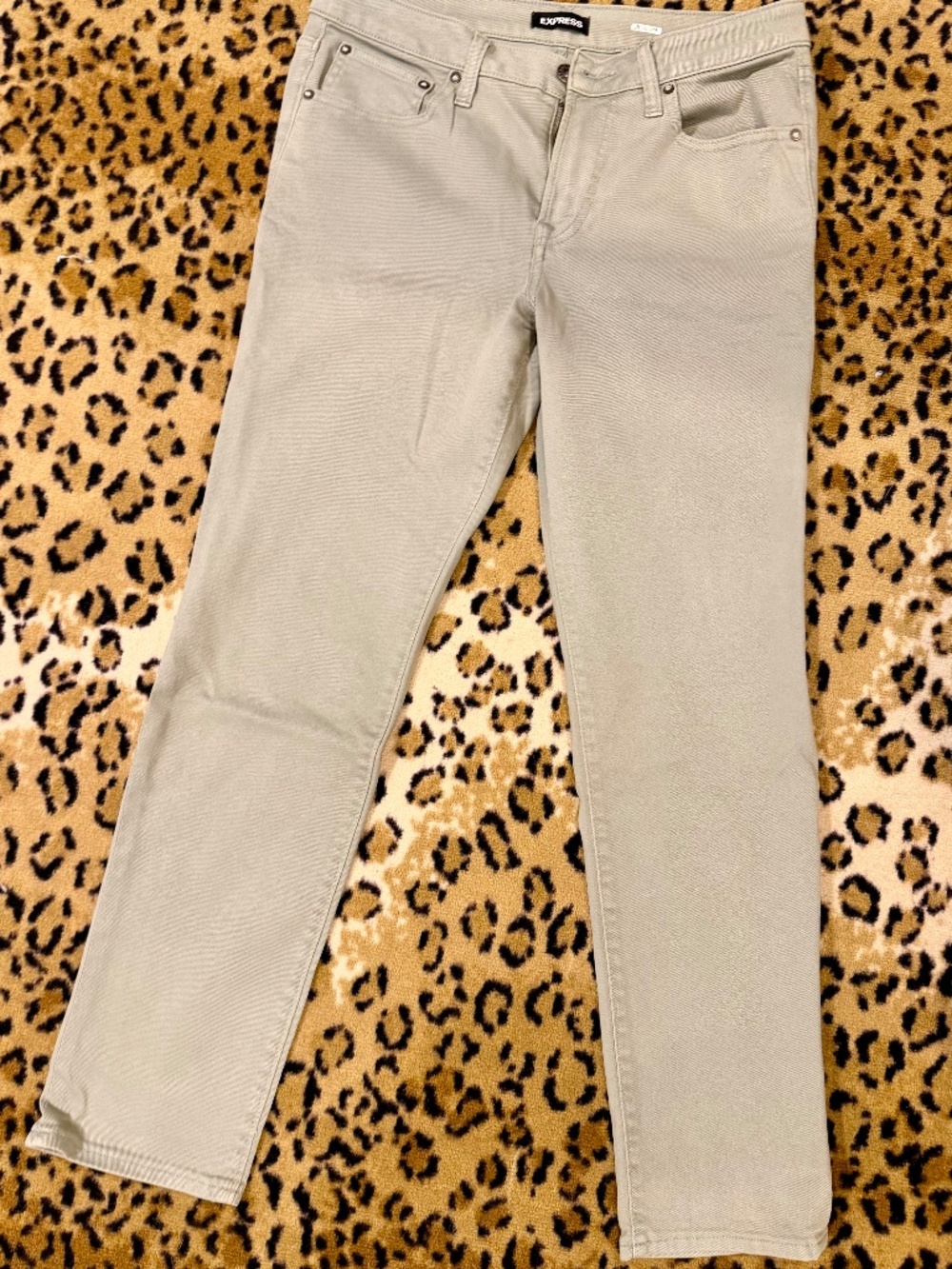 🌟 Express Men's Slim Fit Sage Green Khaki Jeans 31x30 EUC 🌟